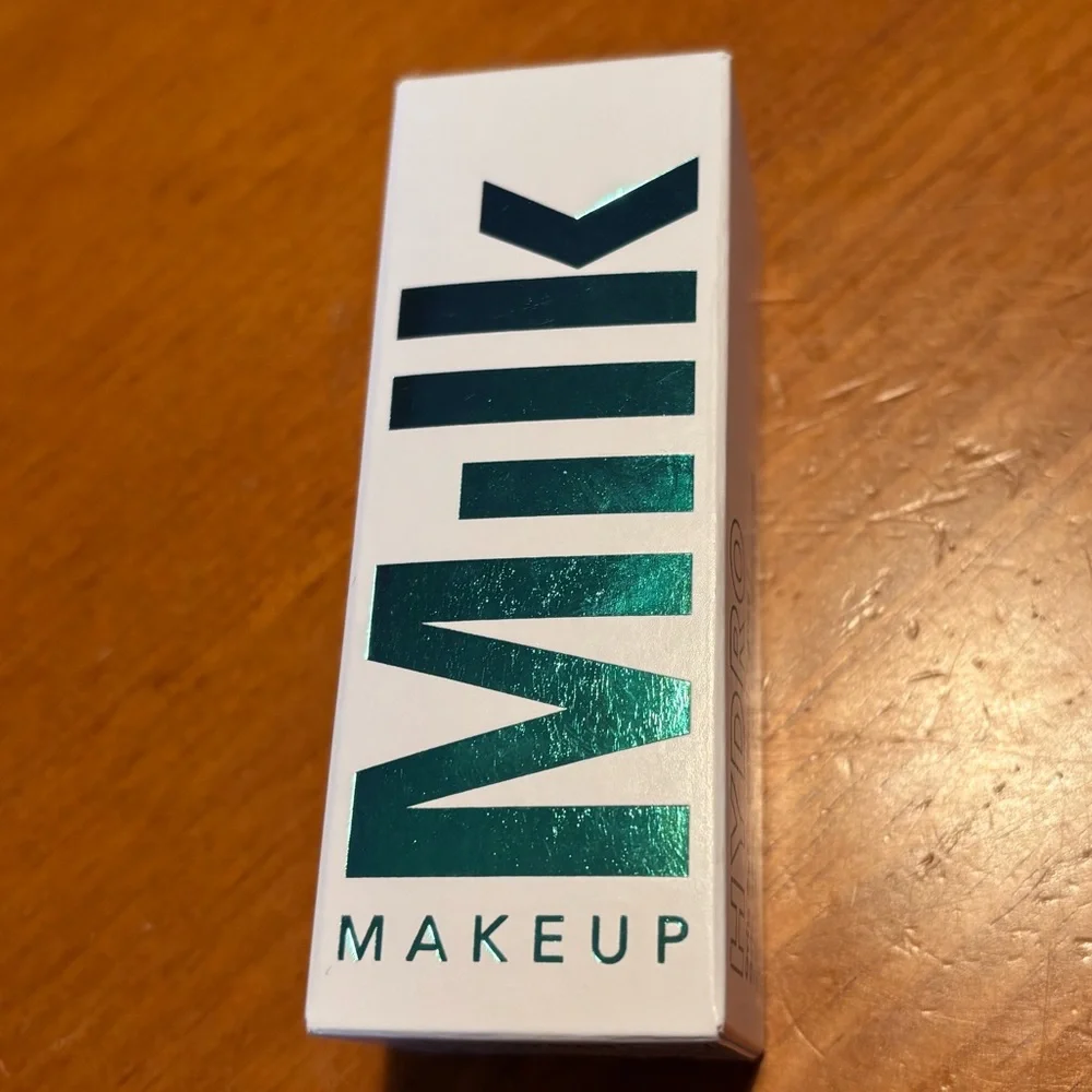 Milk Makeup Hydro Grip Set + Refresh Spray